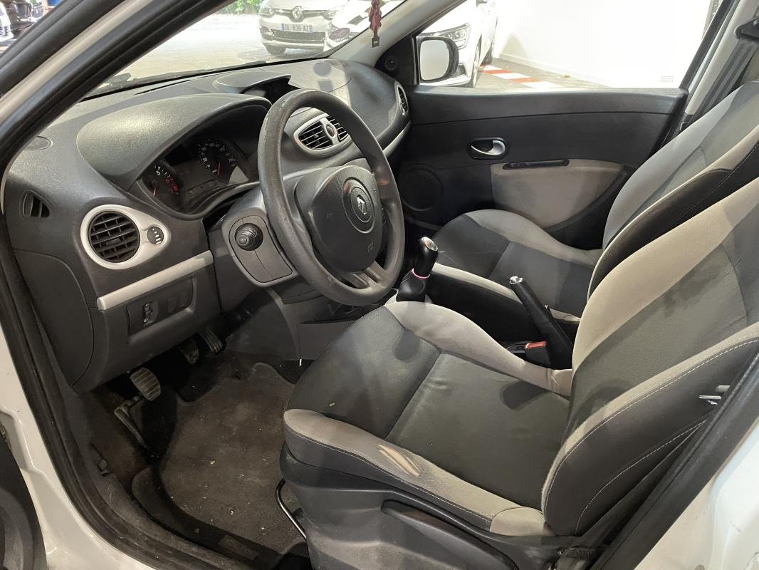 Renault Clio - Photo 11