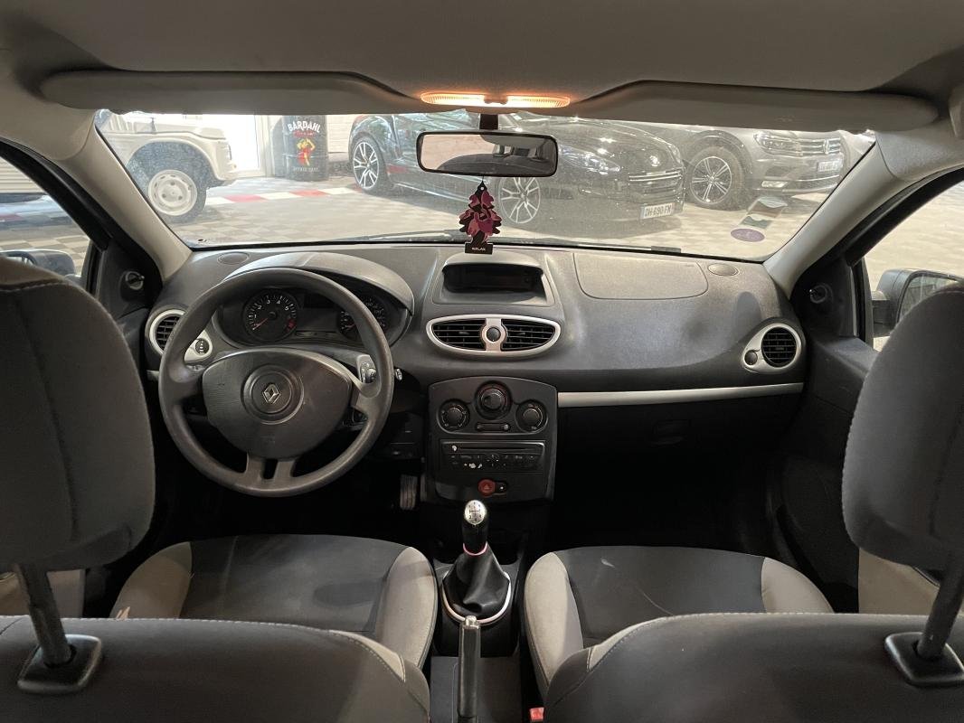 Renault Clio - Photo 13