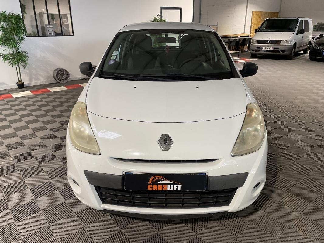 Renault Clio - Photo 2