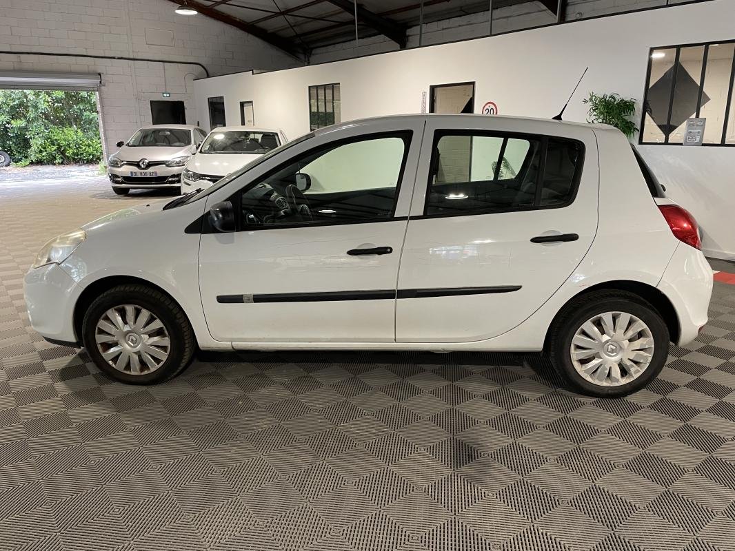 Renault Clio - Photo 4