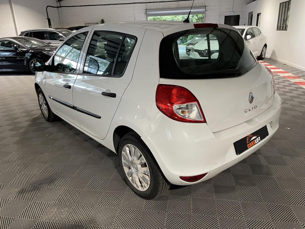 Renault Clio - Photo 5