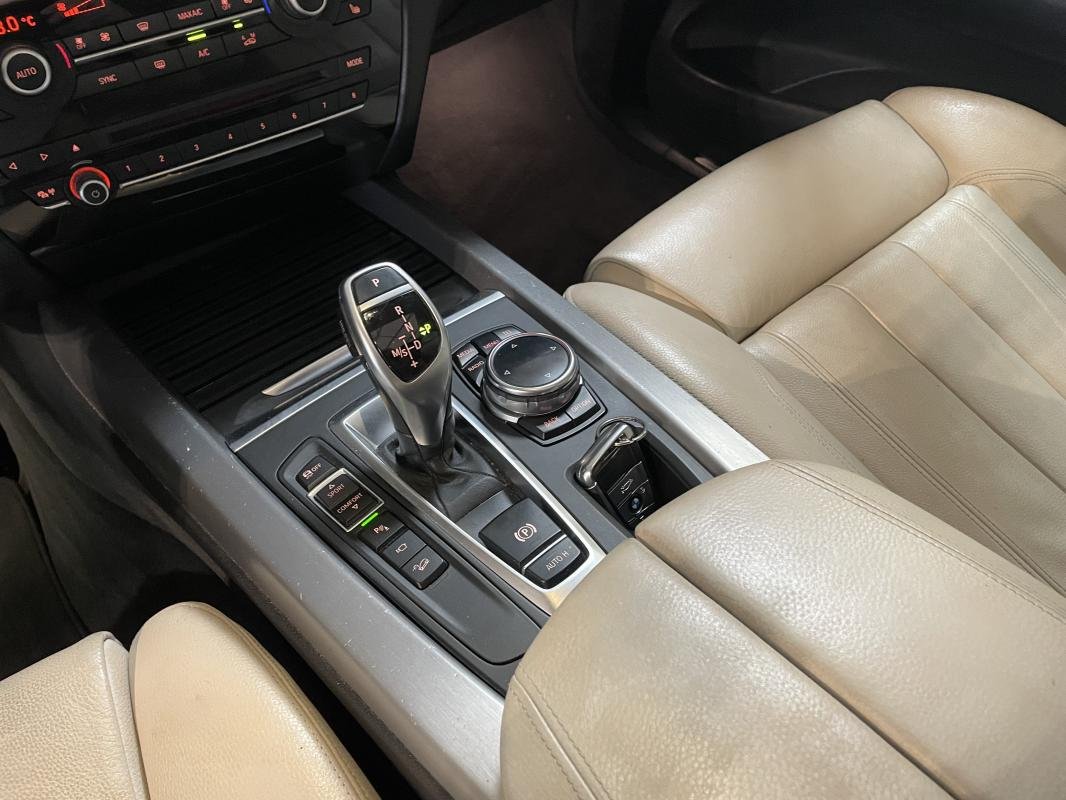 BMW X5 - Photo 15