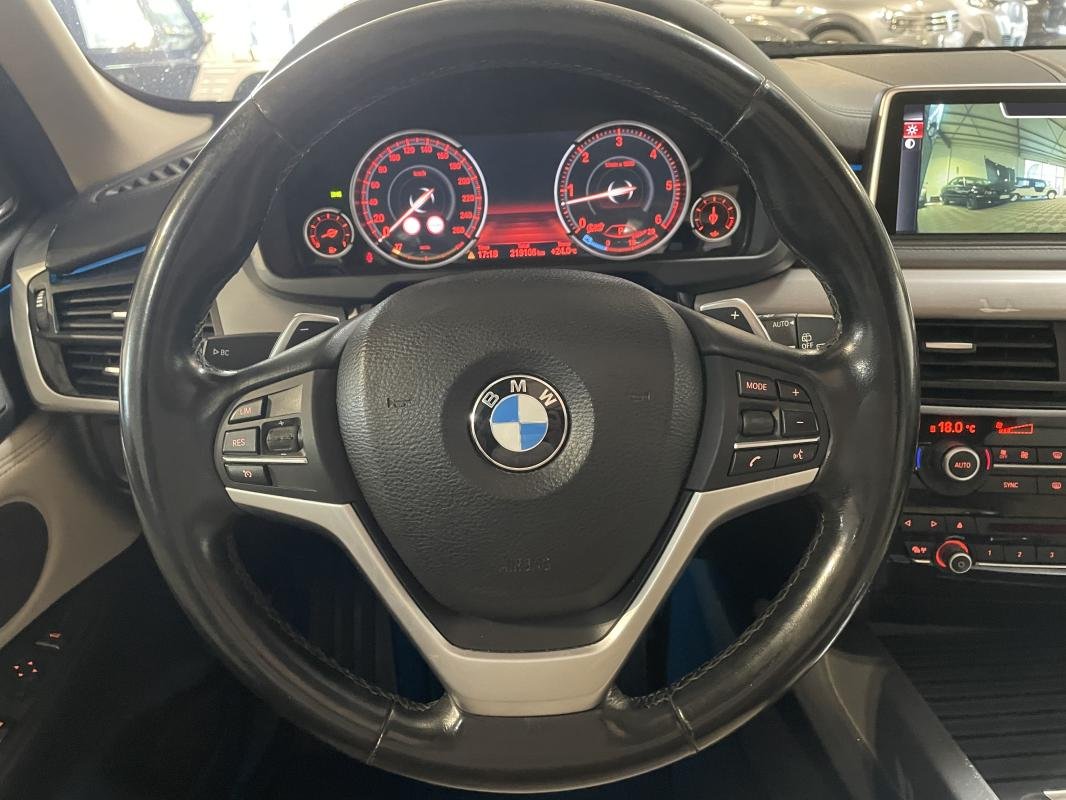 BMW X5 - Photo 24