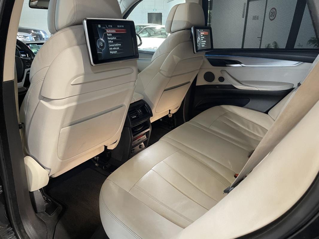 BMW X5 - Photo 32