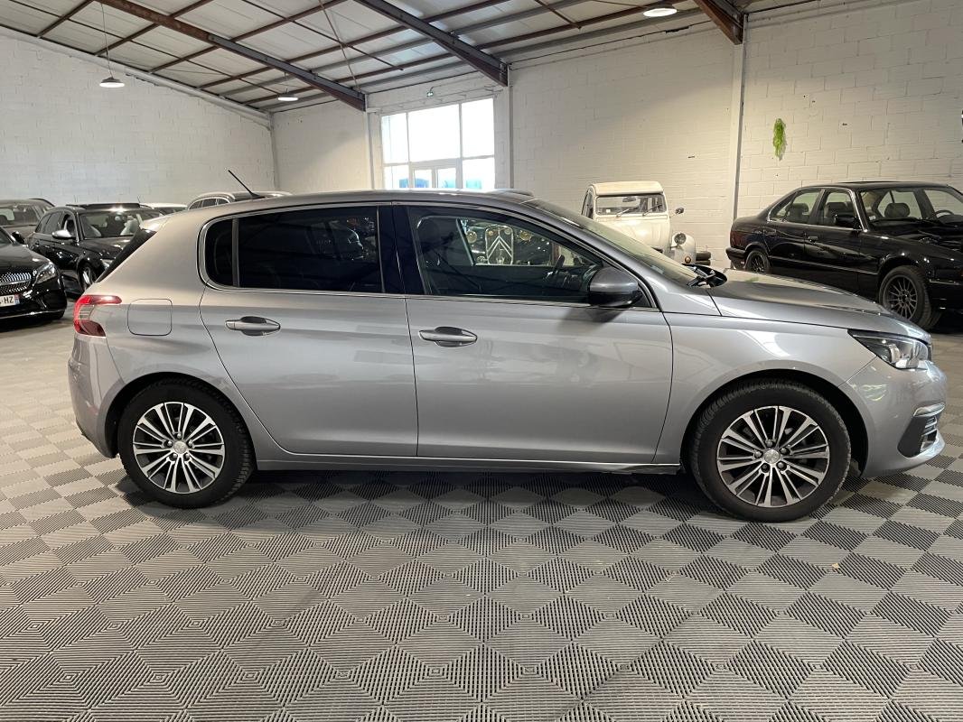 Peugeot 308 - Photo 8