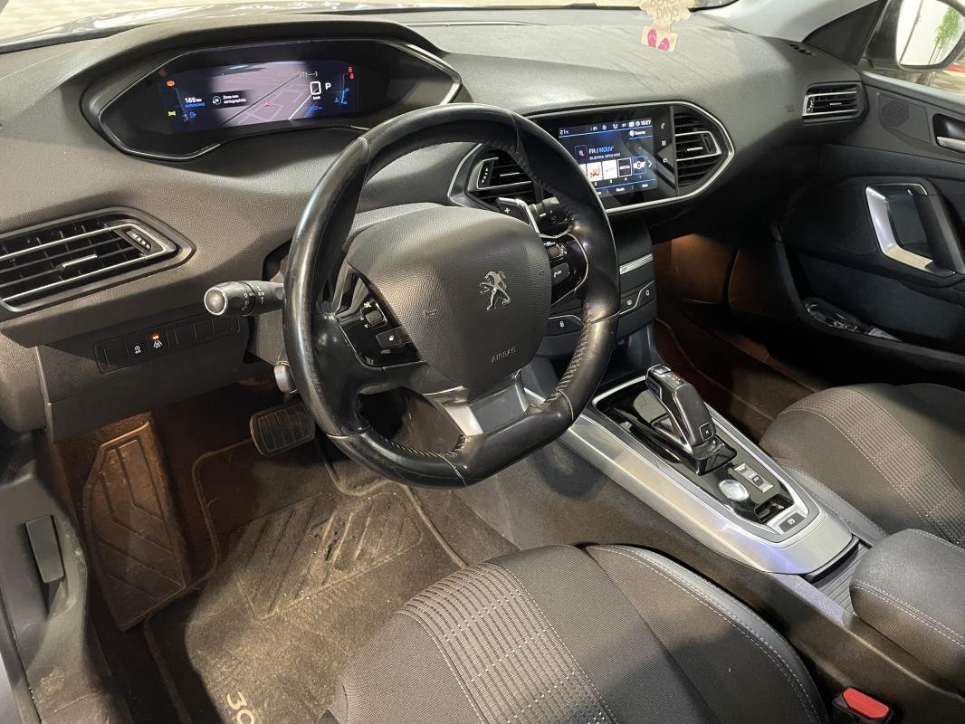 Peugeot 308 - Photo 10
