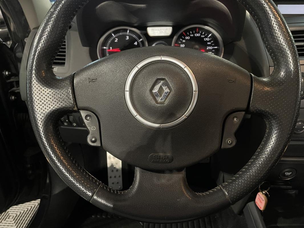 Renault Mégane - Photo 15