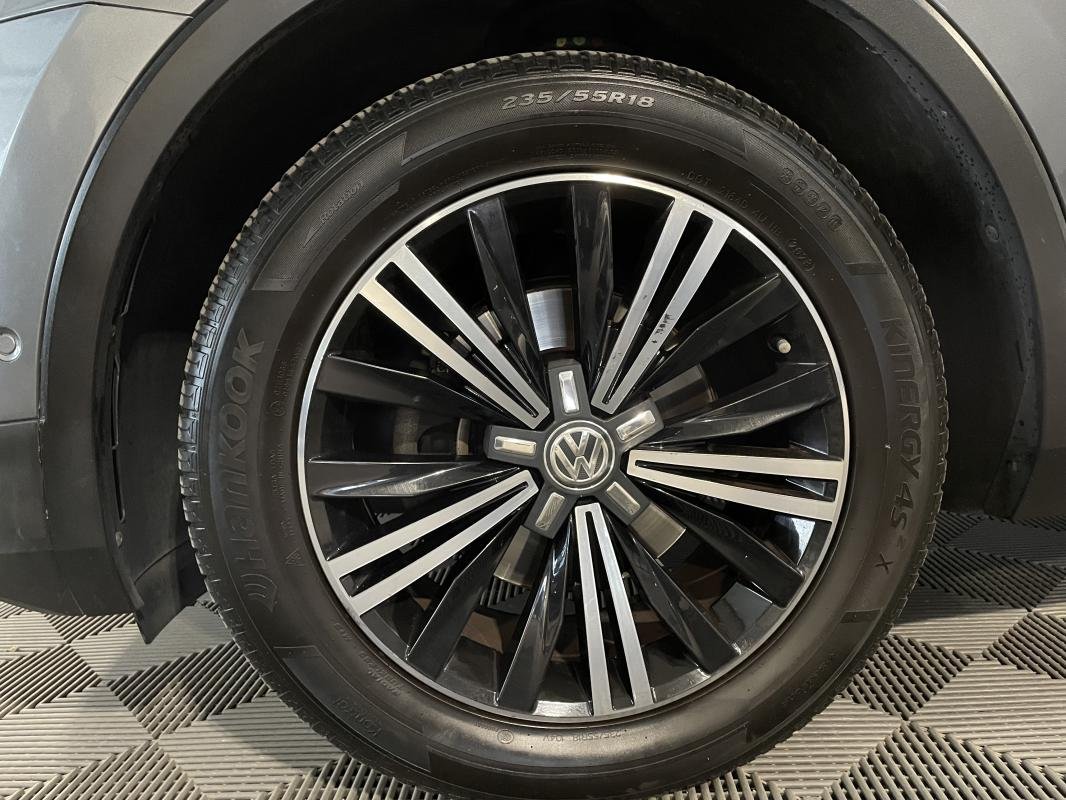 Volkswagen Tiguan - Photo 12