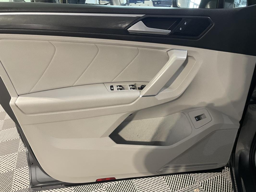 Volkswagen Tiguan - Photo 13