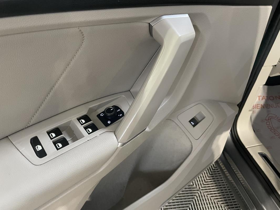 Volkswagen Tiguan - Photo 14