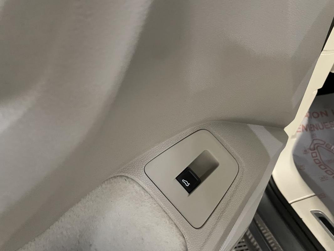 Volkswagen Tiguan - Photo 15