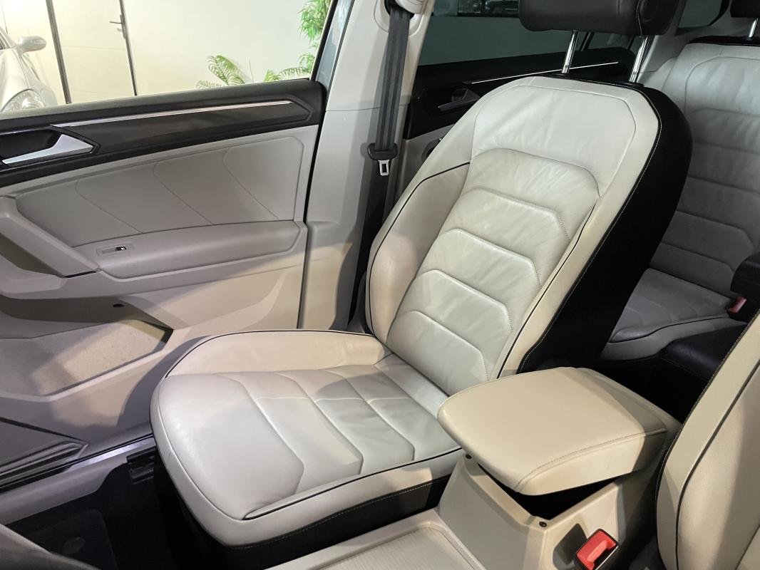 Volkswagen Tiguan - Photo 19