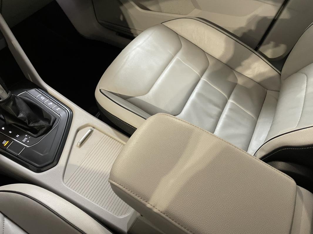 Volkswagen Tiguan - Photo 21