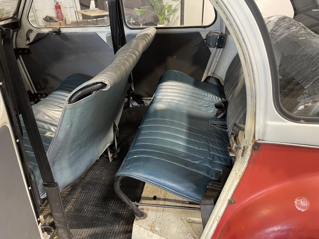 Citroën 2 CV - Photo 34