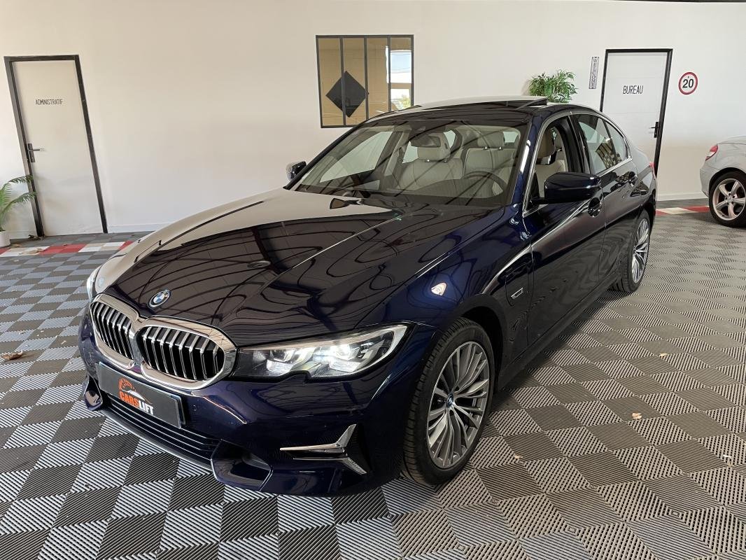 BMW Série 3 - Photo 1