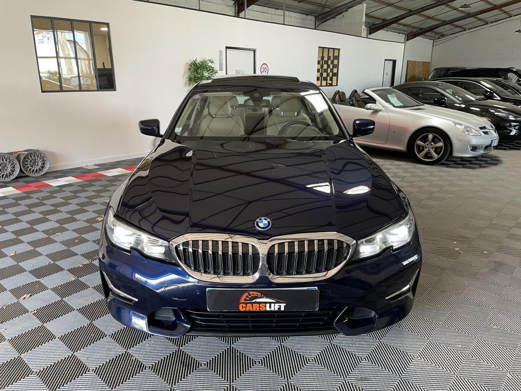 BMW Série 3 - Photo 2