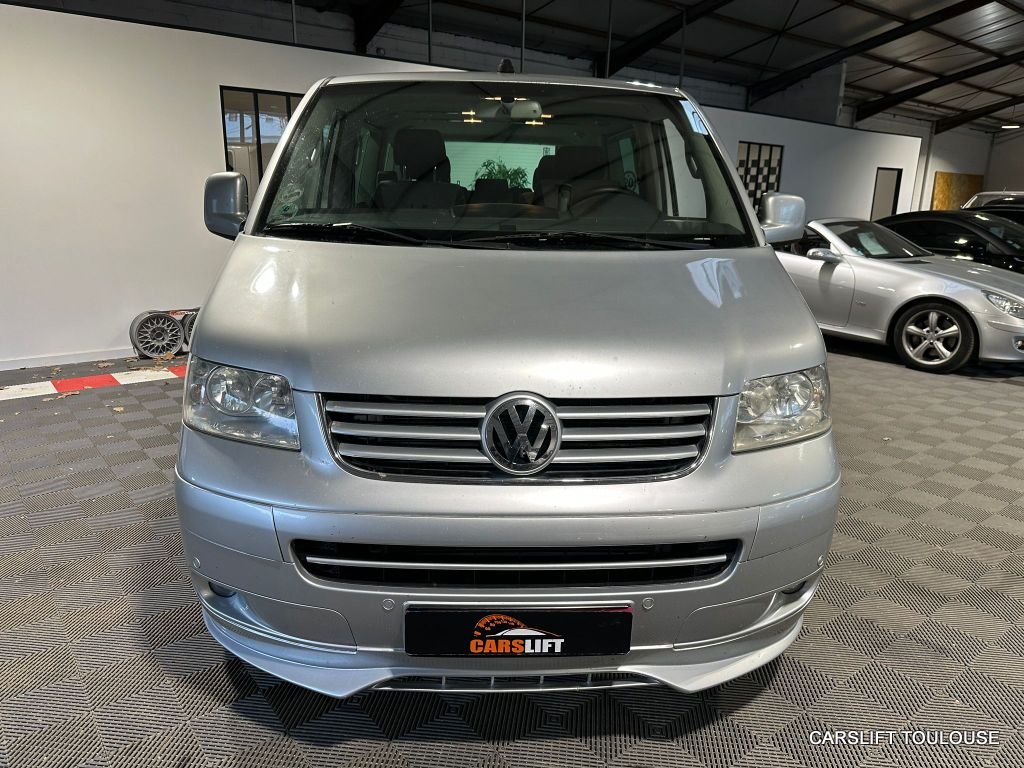 Volkswagen Multivan - Photo 2