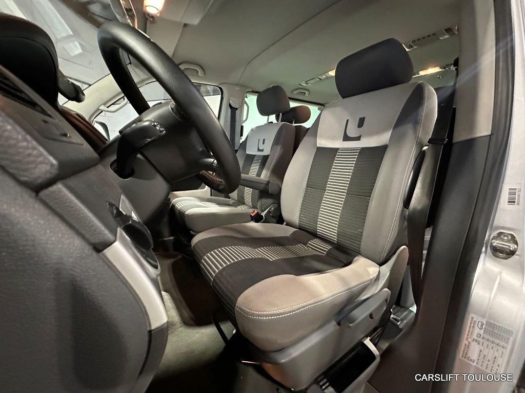 Volkswagen Multivan - Photo 9