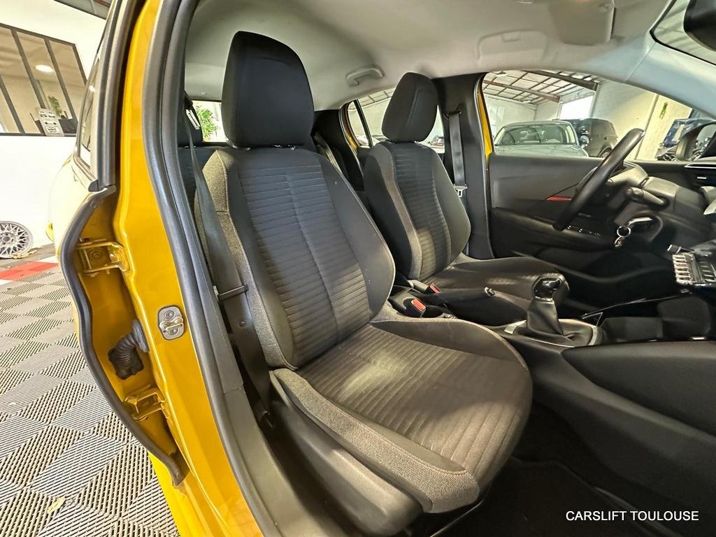 Peugeot 208 - Photo 14
