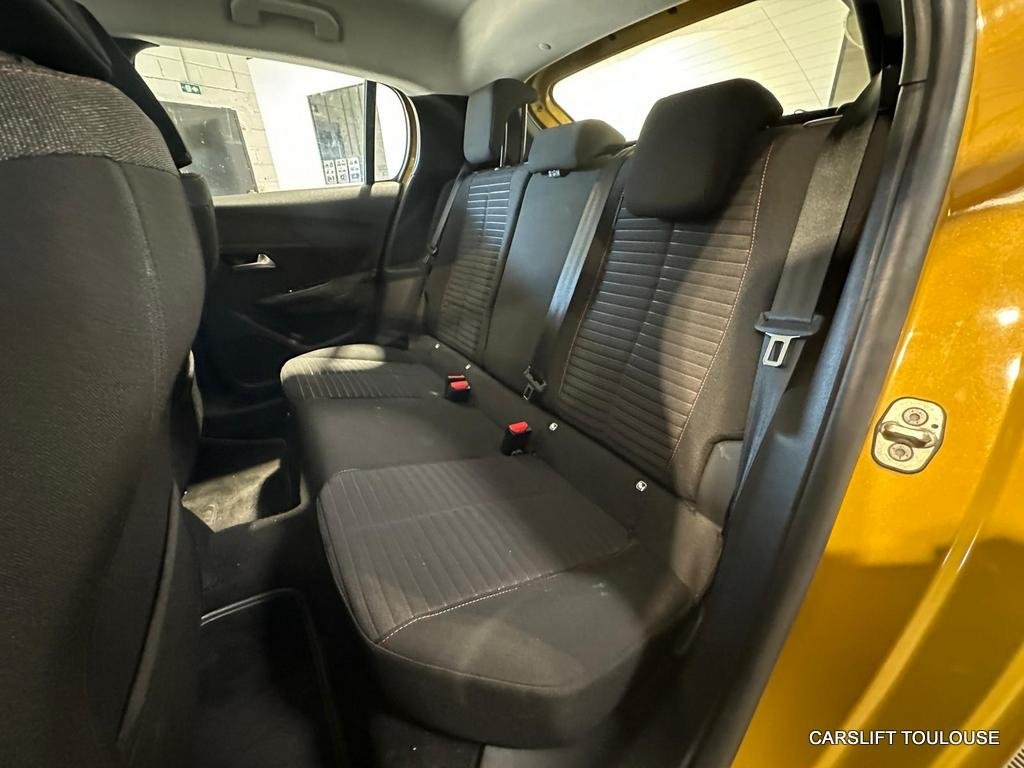 Peugeot 208 - Photo 16
