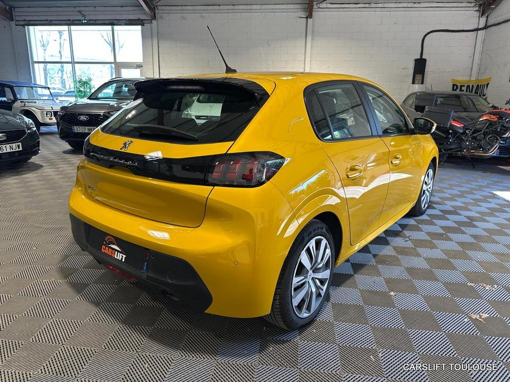 Peugeot 208 - Photo 9