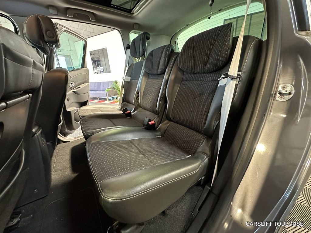 Renault Scénic - Photo 13