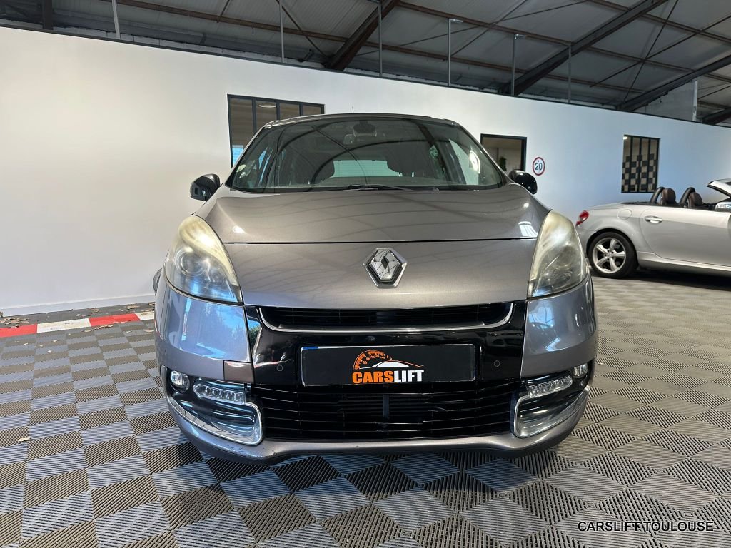 Renault Scénic - Photo 2