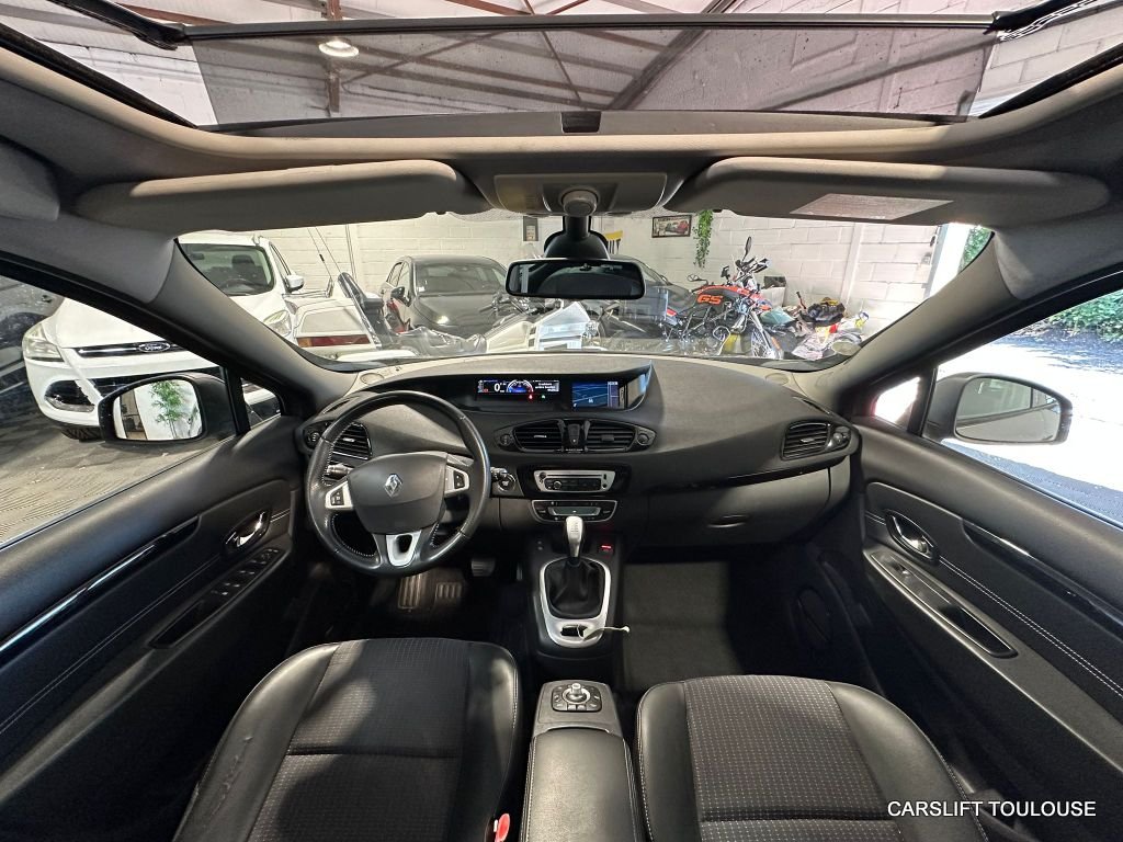 Renault Scénic - Photo 9