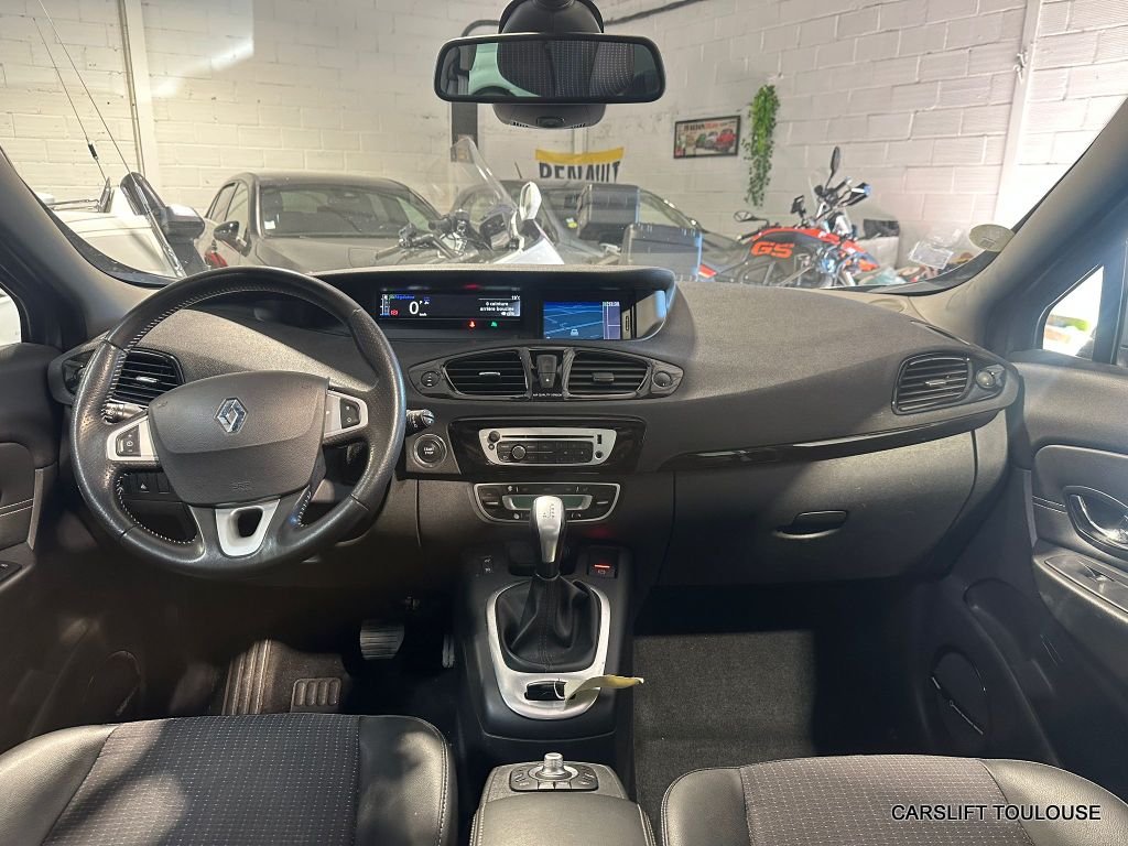 Renault Scénic - Photo 10