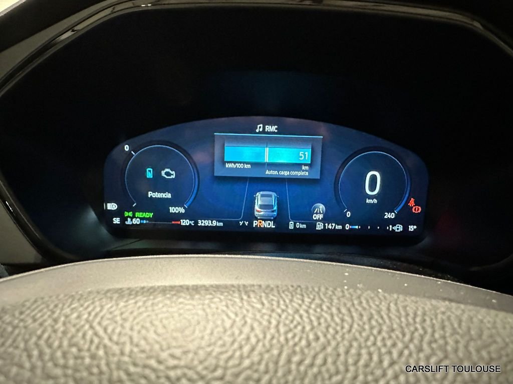 Ford Kuga - Photo 18