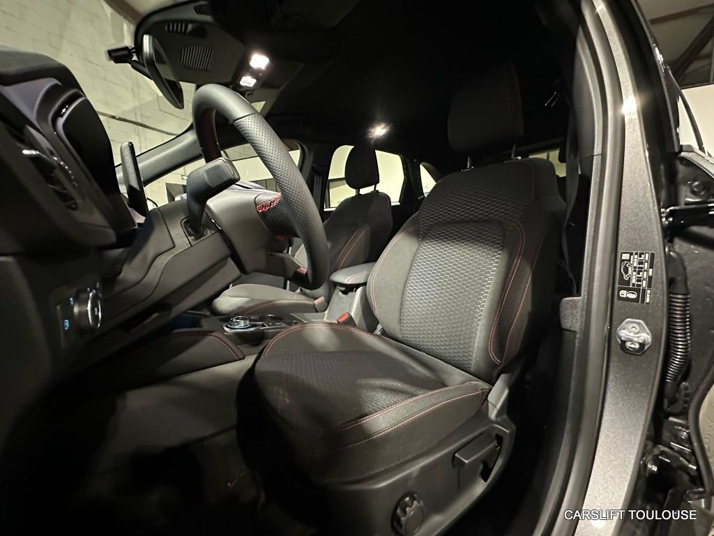 Ford Kuga - Photo 9