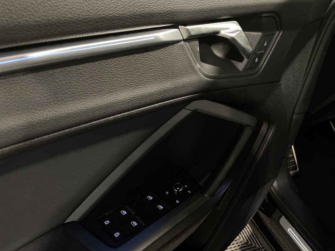 Audi RS Q3 - Photo 17