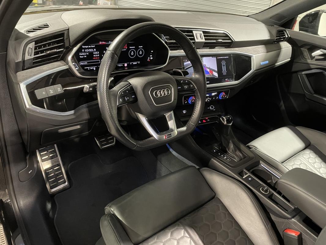 Audi RS Q3 - Photo 18
