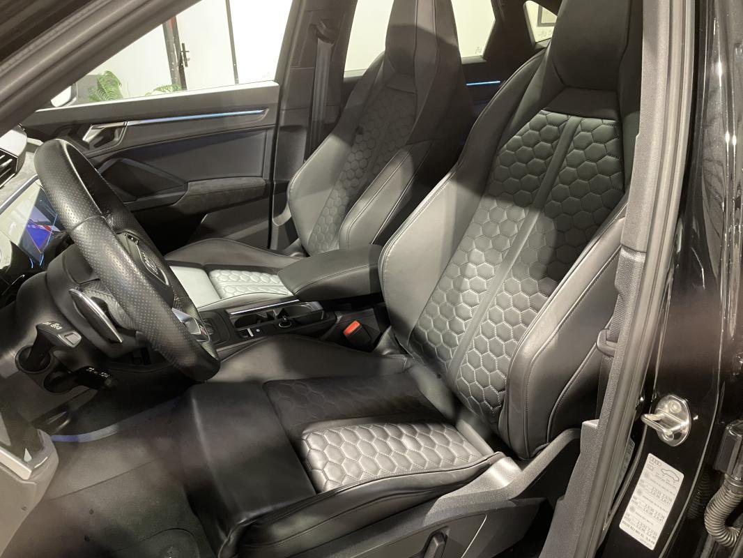 Audi RS Q3 - Photo 19