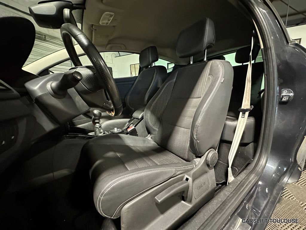 Renault Mégane - Photo 9