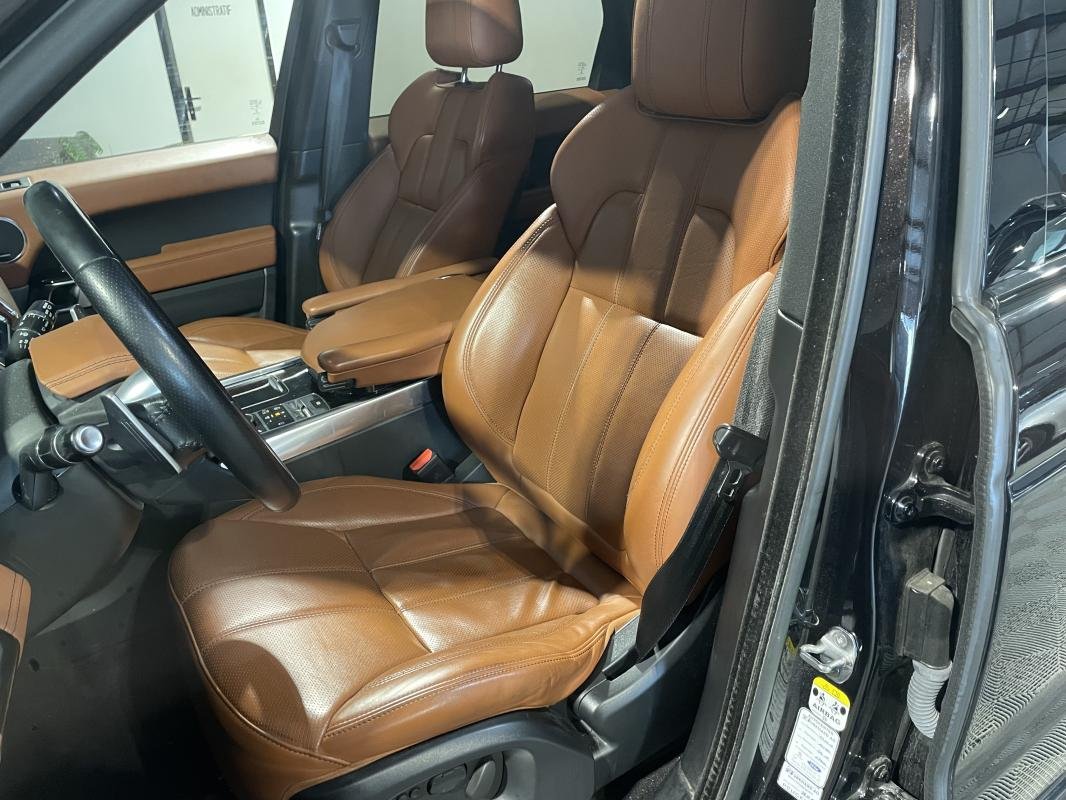 Land Rover Range Rover Sport - Photo 18