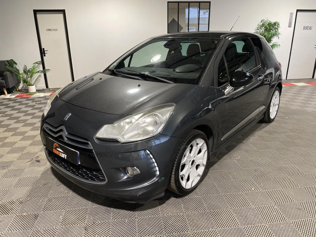 DS DS 3 - Photo 1