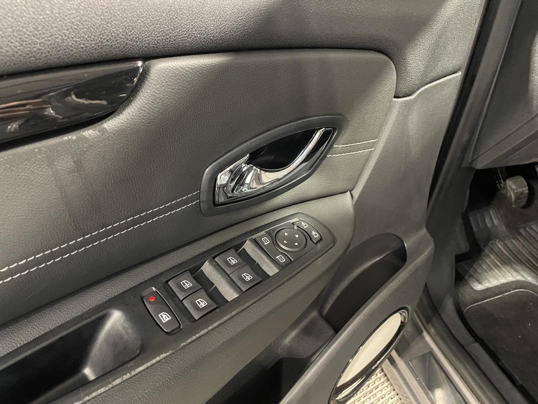 Renault Grand Scénic - Photo 11