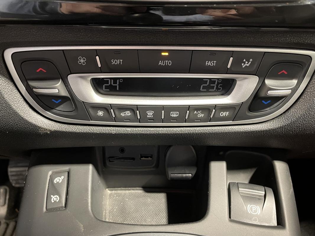 Renault Grand Scénic - Photo 17