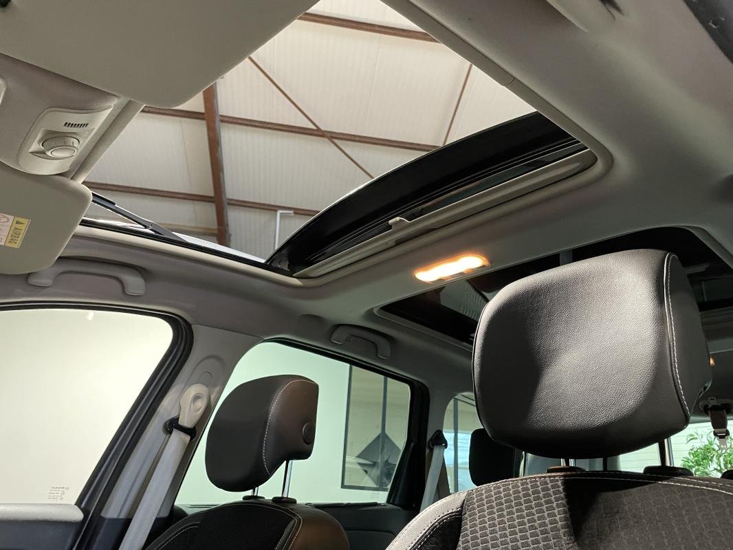 Renault Grand Scénic - Photo 21