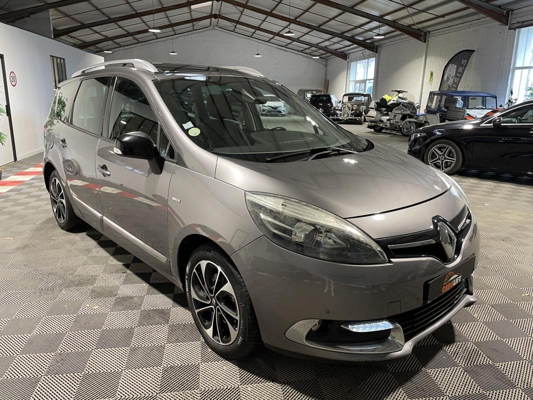 Renault Grand Scénic - Photo 3