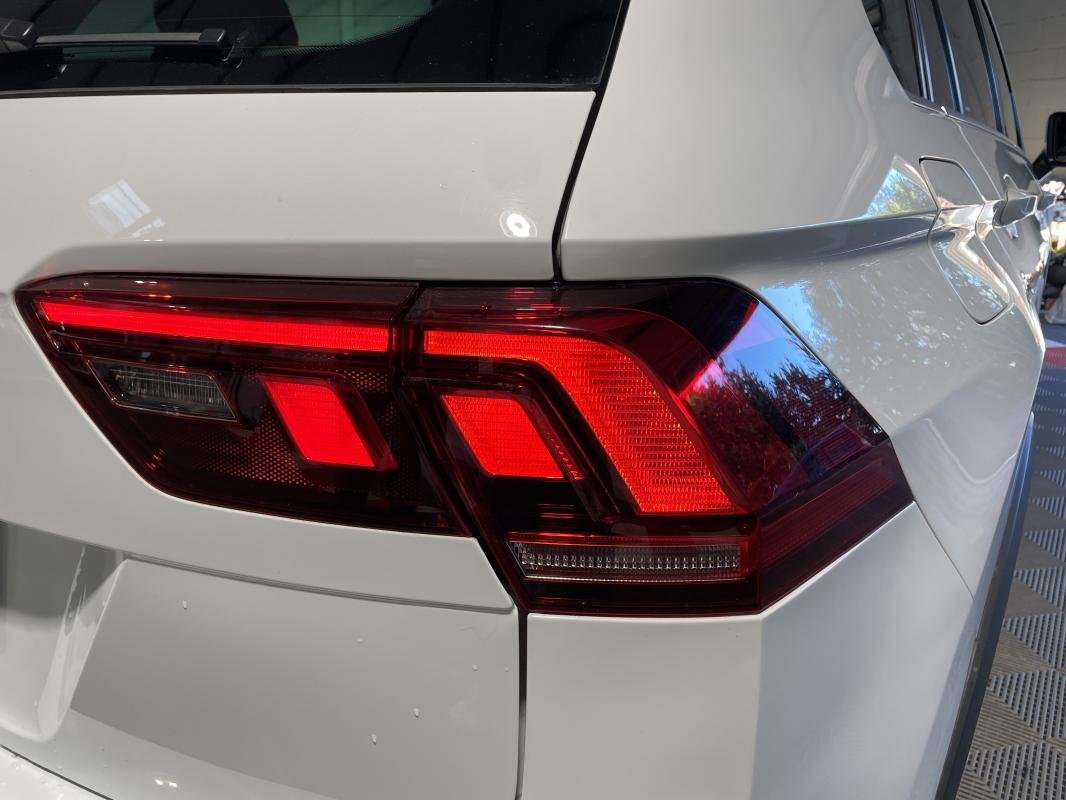 Volkswagen Tiguan - Photo 13