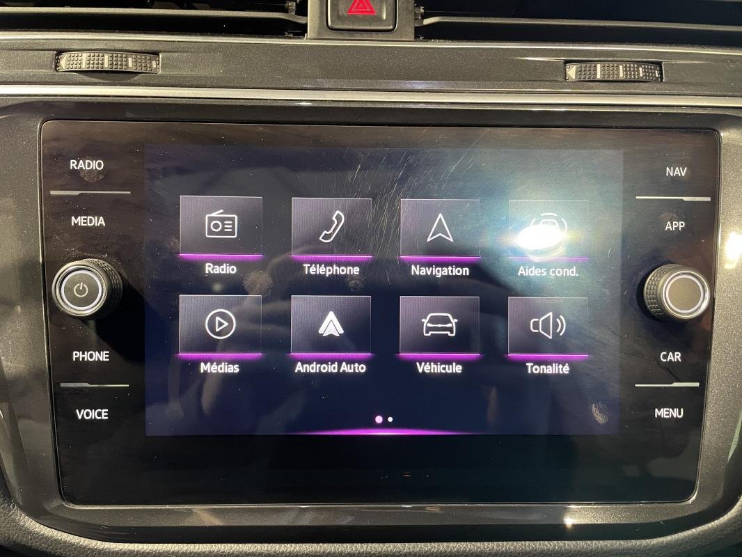 Volkswagen Tiguan - Photo 23
