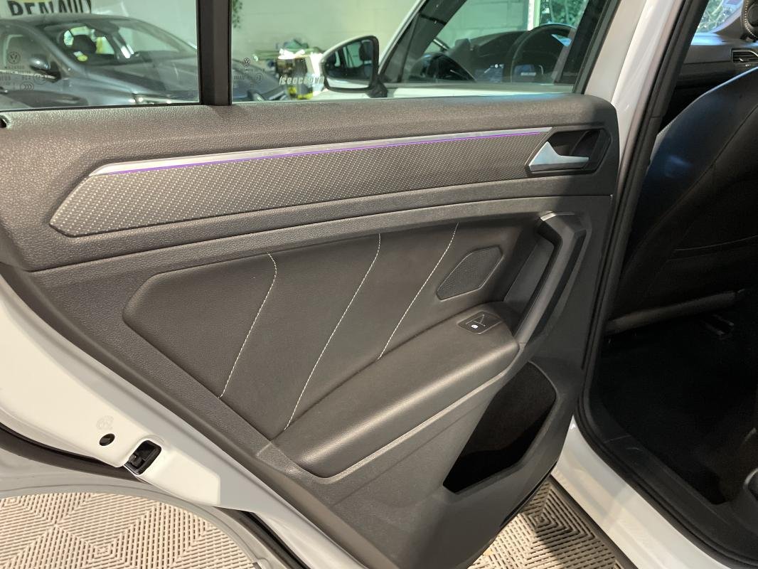 Volkswagen Tiguan - Photo 32