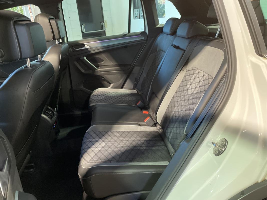 Volkswagen Tiguan - Photo 33