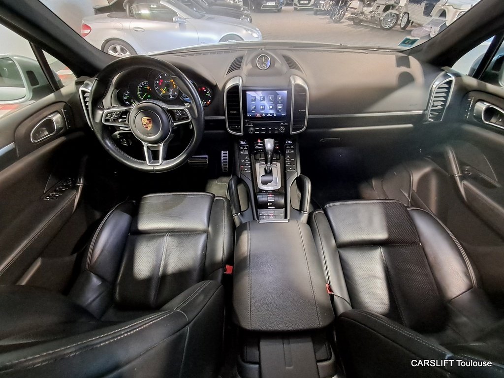 Porsche Cayenne - Photo 15
