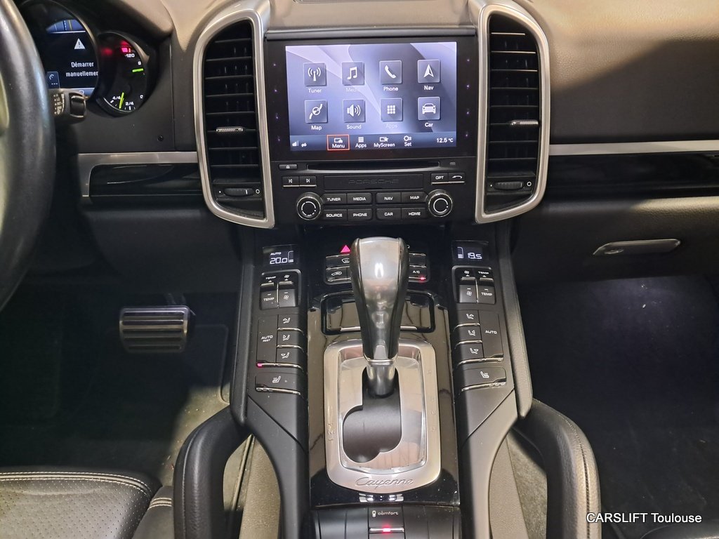 Porsche Cayenne - Photo 16