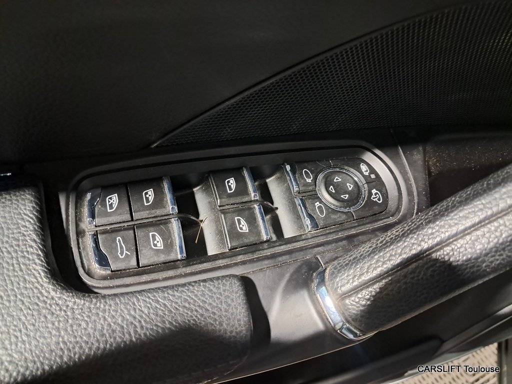 Porsche Cayenne - Photo 19