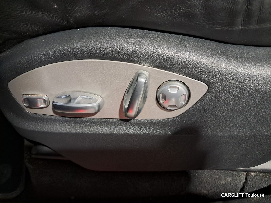 Porsche Cayenne - Photo 21
