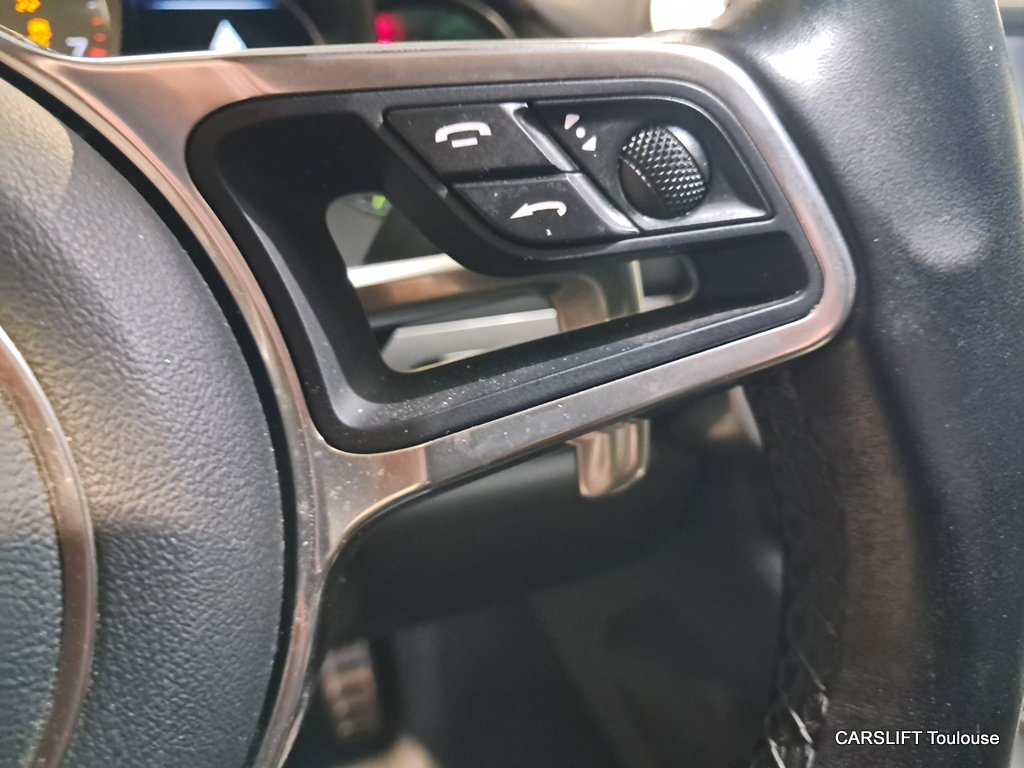 Porsche Cayenne - Photo 24